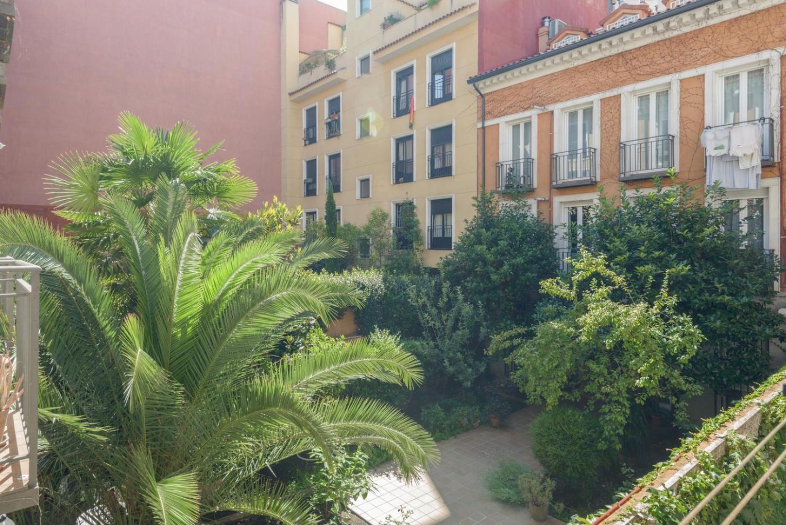 Guestready - Serene Madrid Escape Buitenkant foto
