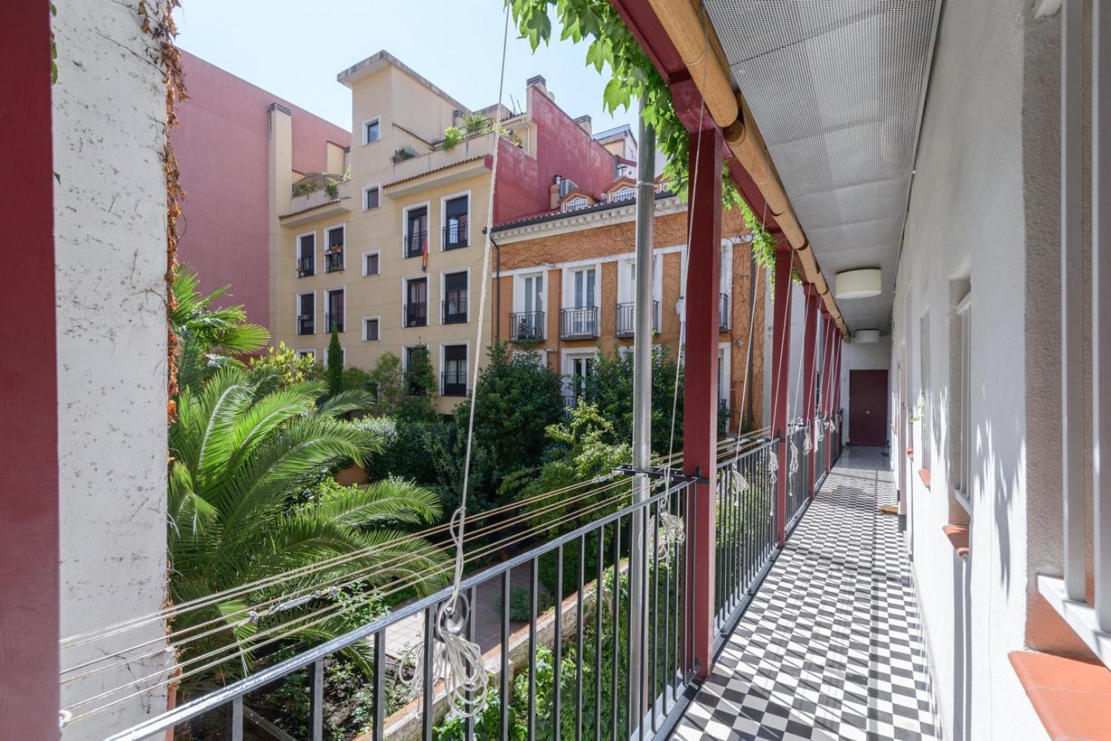 Guestready - Serene Madrid Escape Buitenkant foto