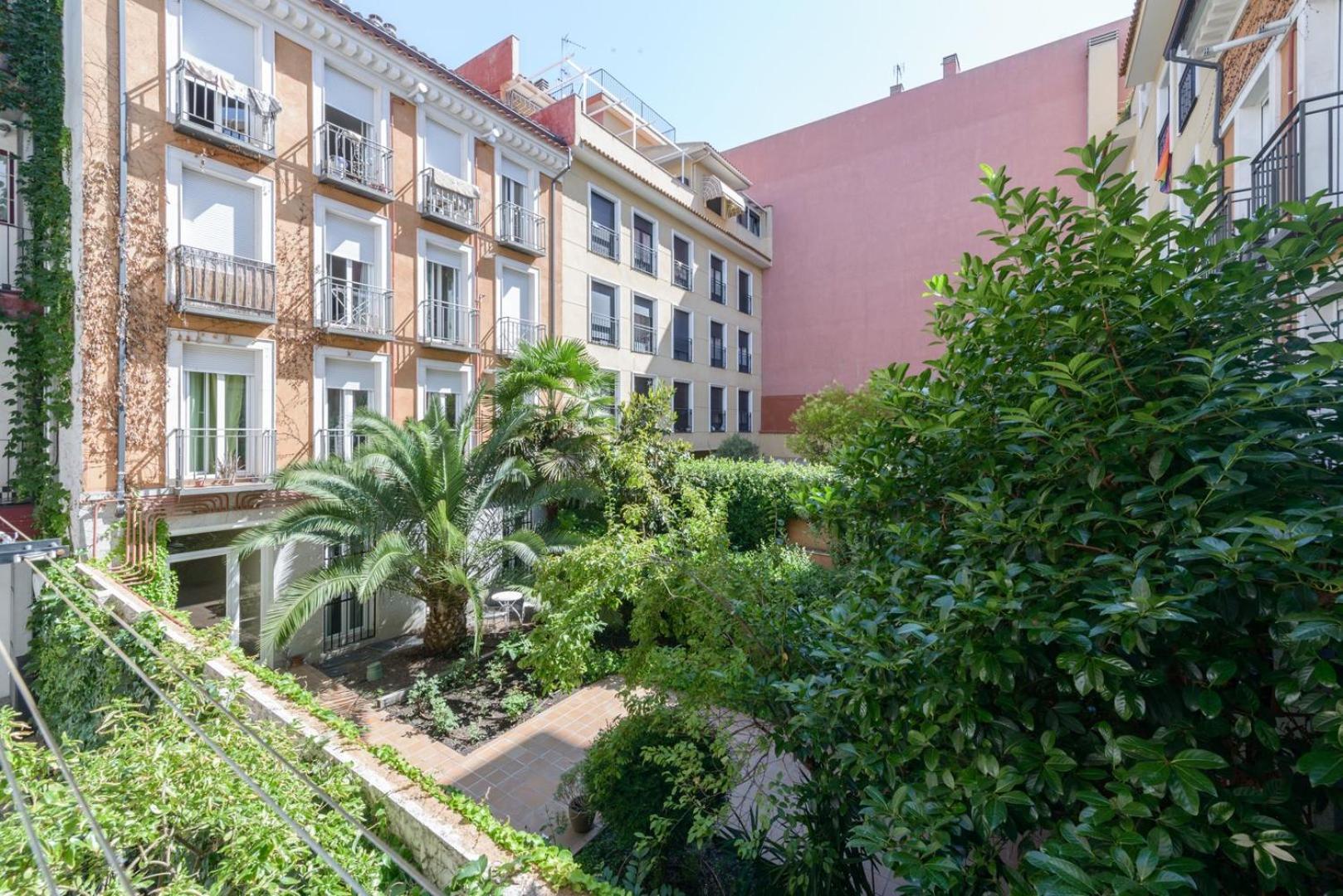 Guestready - Serene Madrid Escape Buitenkant foto